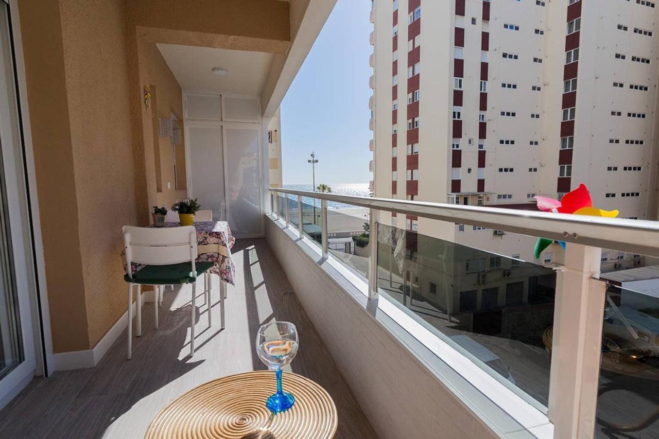 Victoria - Apartamento Playa Cadiz Dış mekan fotoğraf