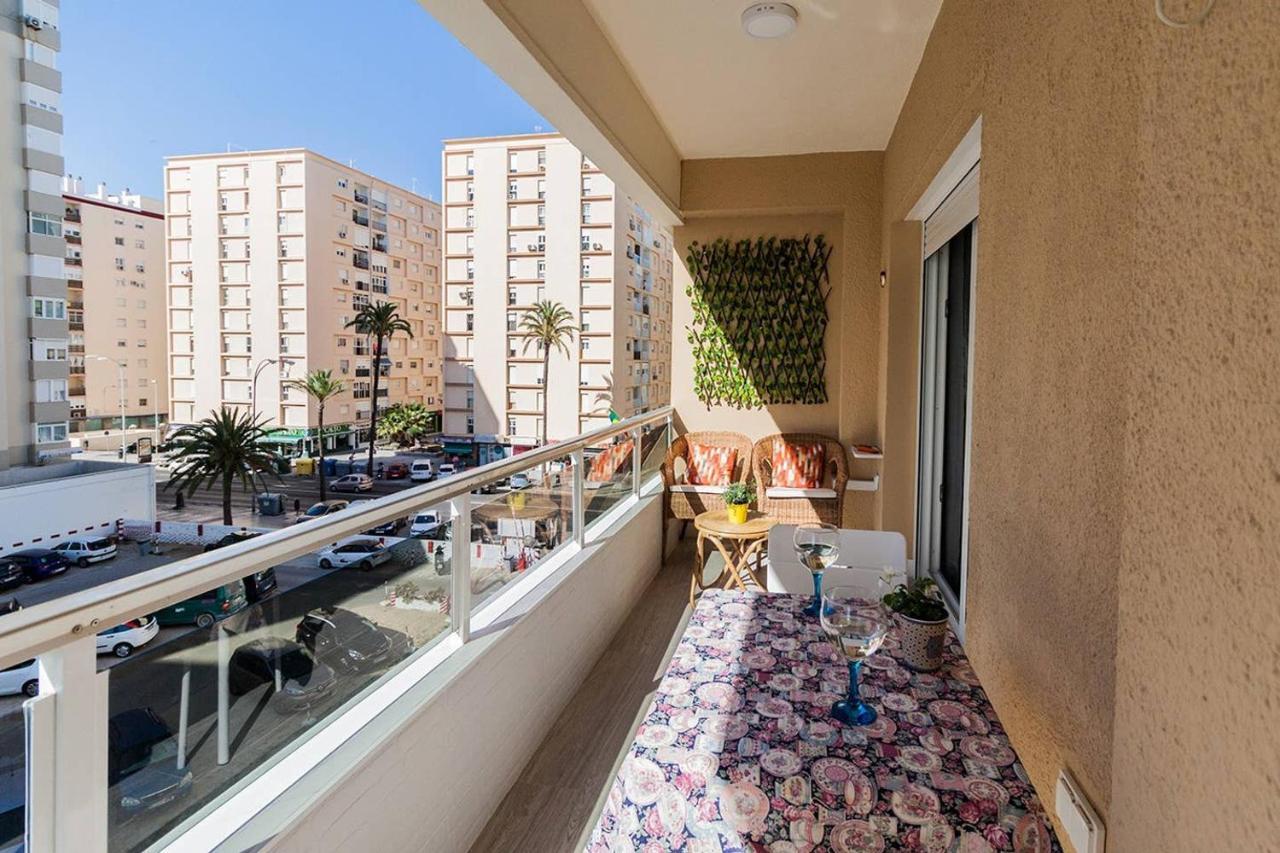 Victoria - Apartamento Playa Cadiz Dış mekan fotoğraf
